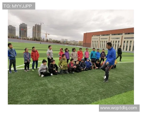 古天乐倾情代言足球广告展现体育精神与激情激励年轻人追求梦想