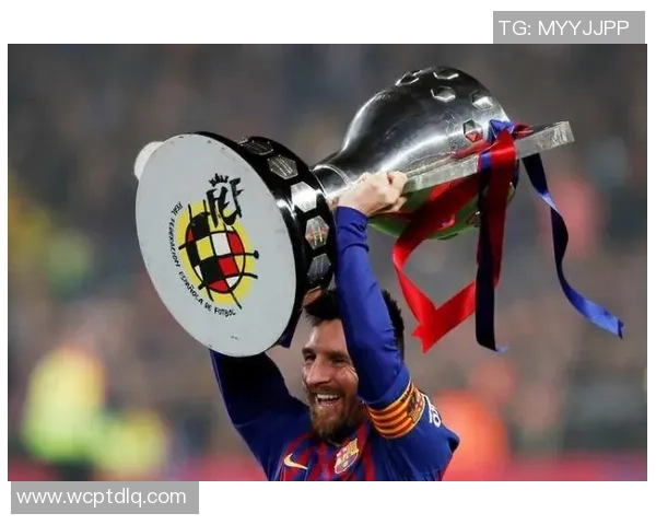 足球星卡国宝系列揭秘：探寻稀有卡片背后的历史与收藏价值