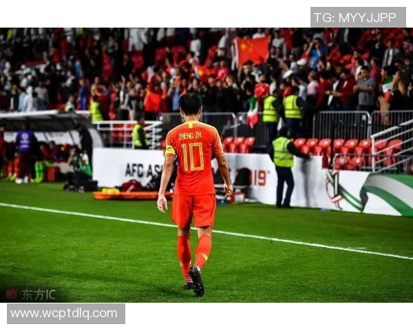 足球球星卡与队标卡的收藏价值及其市场发展趋势分析